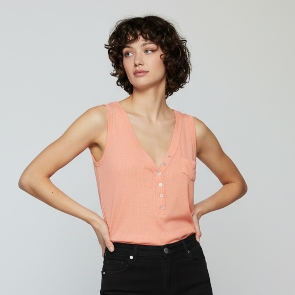 POL Women’s Light Coral V-Neck Button Tank Top